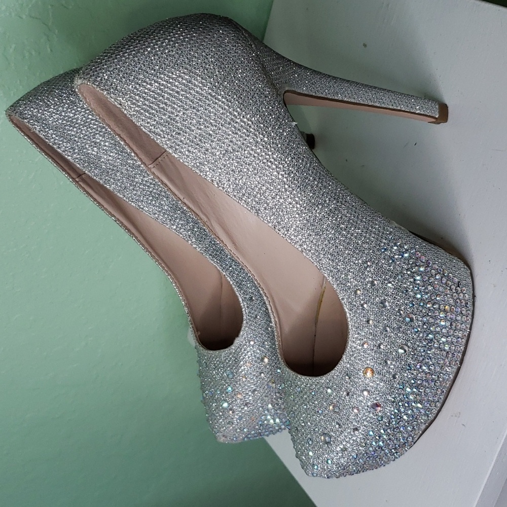 DE BLOSSOM COLLECTION stones & sparkle shoes